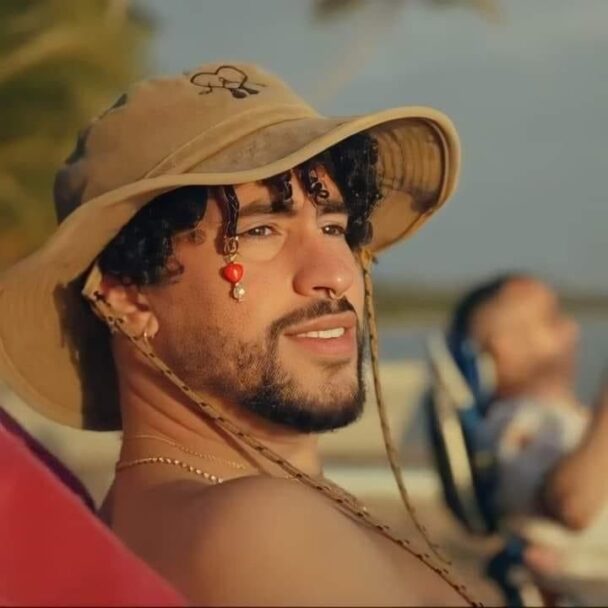 How Tall Is Bad Bunny? Age, Height, Net Worth, Songs, Music Style, Girlfriend, » Diaries Bio